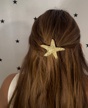 Load image into Gallery viewer, Starfish Hair Pin
