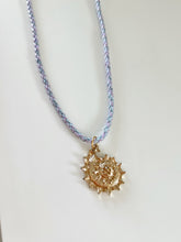 Load image into Gallery viewer, Chokers en Hilo
