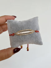 Load image into Gallery viewer, Lynette
