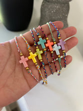 Load image into Gallery viewer, Cruz en Cerámica - Bracelet
