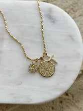 Load image into Gallery viewer, Cadena Religiosa
