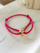 Load image into Gallery viewer, Guzzi Link Bracelet
