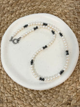 Load image into Gallery viewer, Hematite &amp; Pearls Necklace
