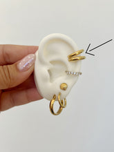 Load image into Gallery viewer, Martha Ear Cuff

