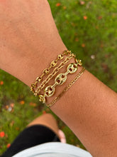 Load image into Gallery viewer, Basic Gold Bracelet
